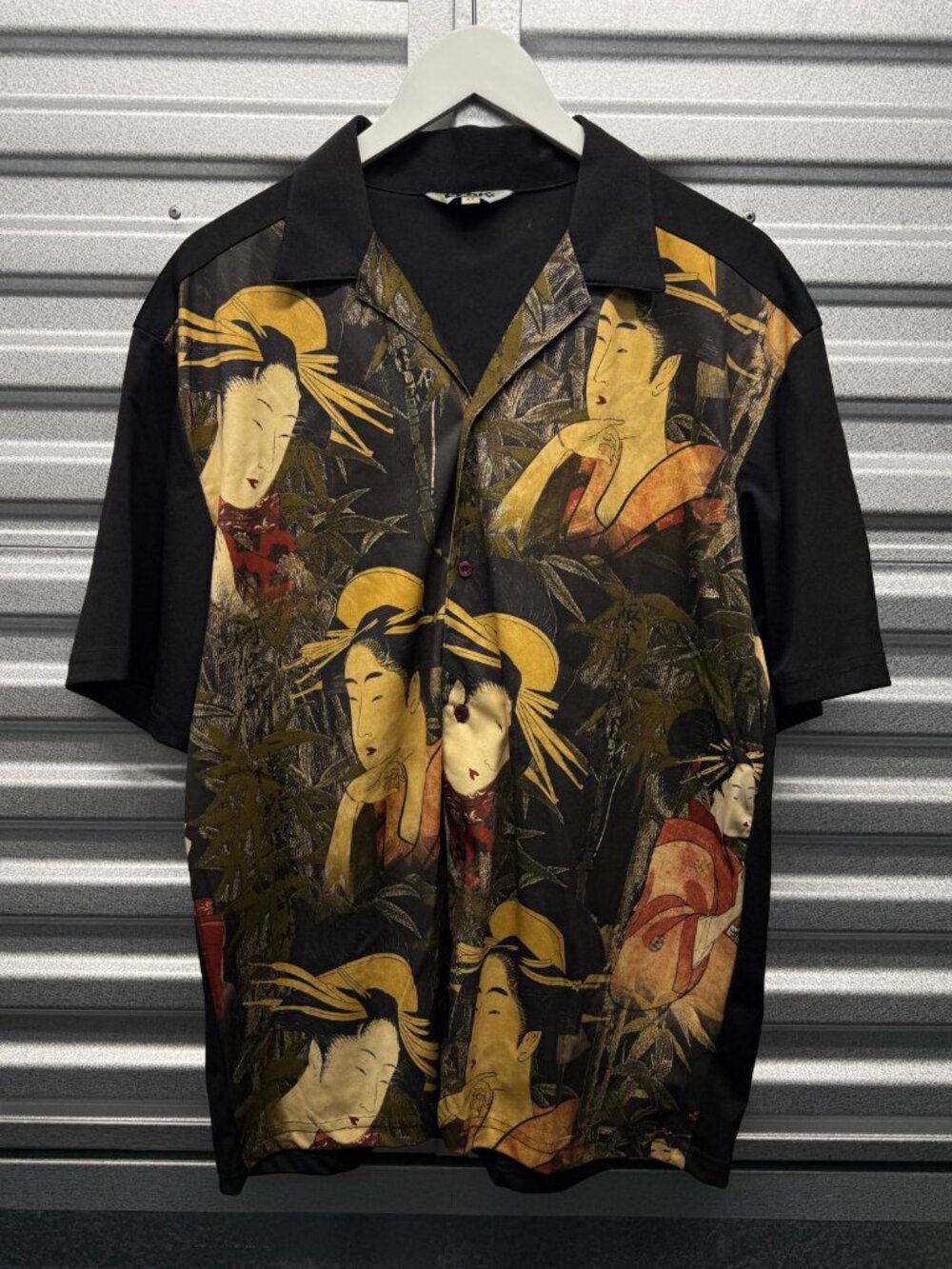 Y2K VINTAGE JAPANESE GEISHA ART SHIRT BUTTON UP SHORT SLEEVES
